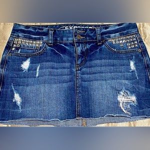 Express Mini Distressed Studded Raw Hem Denim  Skirt Size 6